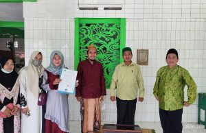 Berkat Mendengarkan Sholawat, Muallaf Masuk Islam